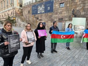 STOCKHOLM (AA) – İsveç'in başkenti Stockholm'de, Ermenistan askerlerinin Azerbaycan askerlerine