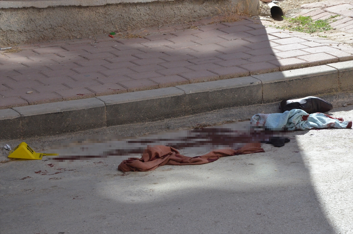 Karaman'da çıkan silahlı ve bıçaklı kavgada 2 kişi yaralandı