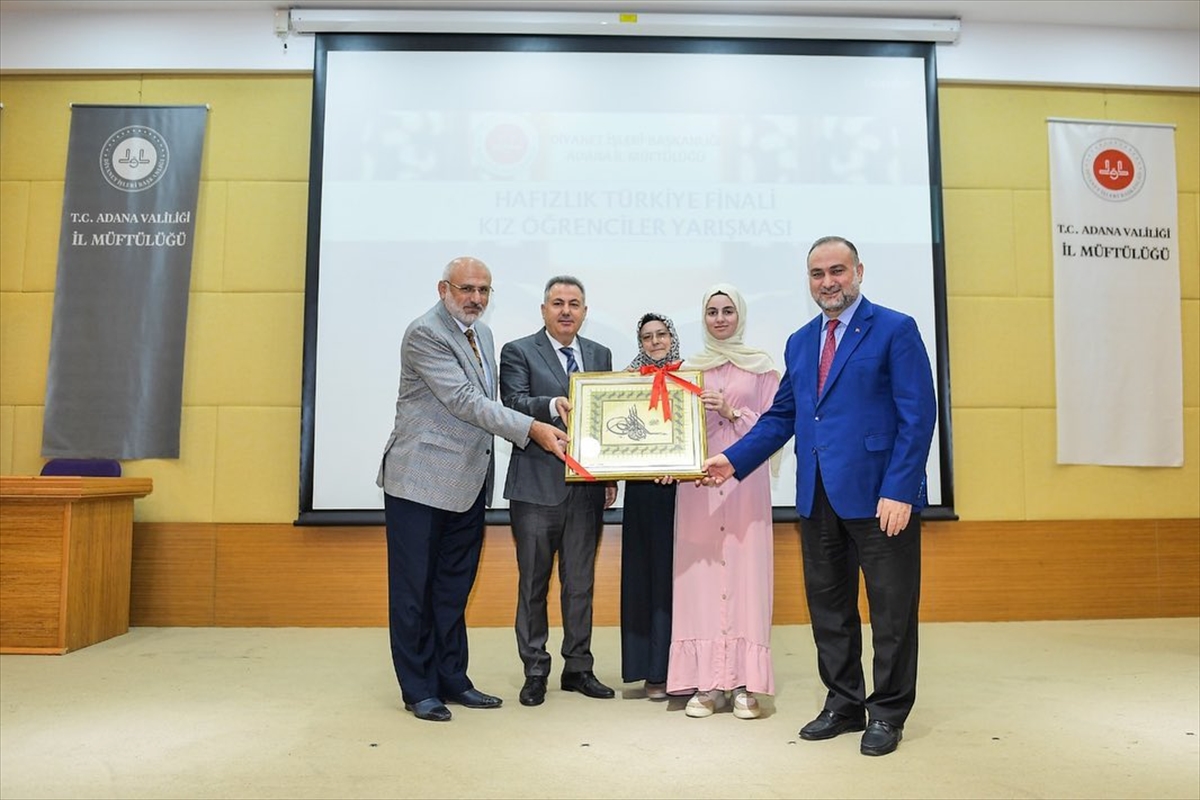 Kız Hafızlık Yarışması Türkiye Finali Adana'da yapıldı