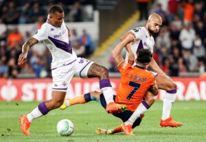 - Medipol Başakşehir: 0 - Fiorentina: 0 (İlk yarı)