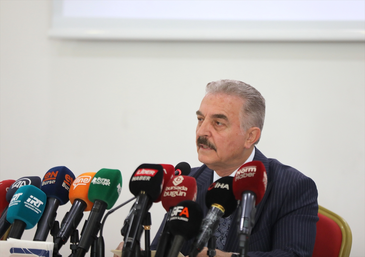 BURSA (AA) – MHP Genel Sekreteri İsmet Büyükataman, "Türkiye Cumhuriyeti