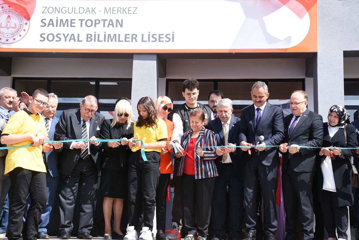 Milli Eğitim Bakanı Özer, Zonguldak'ta lise açılışına katıldı: