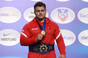 BELGRAD (AA) – Kariyerindeki 5. dünya şampiyonluğuna Sırbistan'ın başkenti Belgrad'da