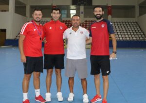 AMASYA (AA) – A Milli Kadın Hokey Takımı, Almanya'nın Hamburg