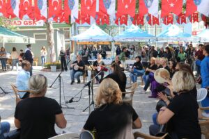 EDİRNE (AA) – Polis Eşleri Derneği Edirne Şubesince şehit ve