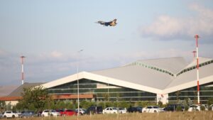 BALIKESİR (AA) – Türk Hava Kuvvetleri akrobasi timi SOLOTÜRK, Balıkesir'in