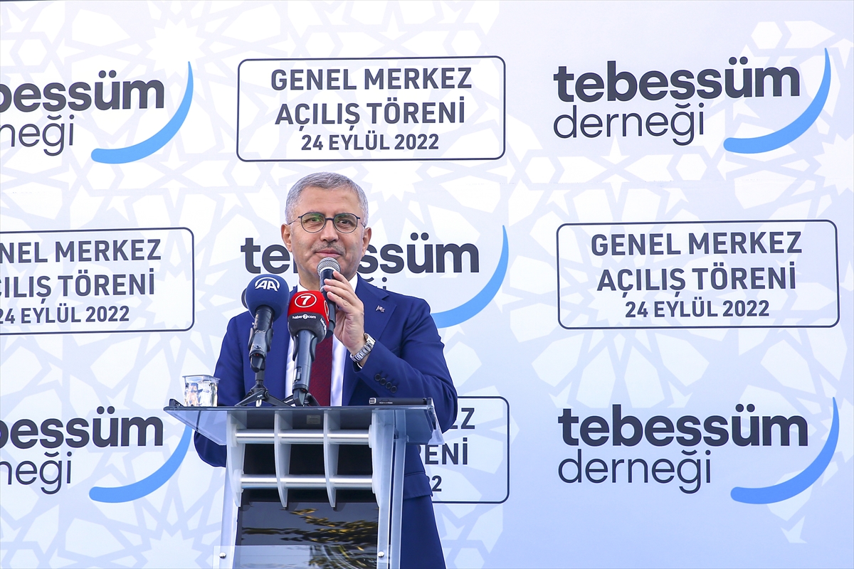 Tebessüm Derneğinin Üsküdar'daki genel merkezinin açılışı yapıldı