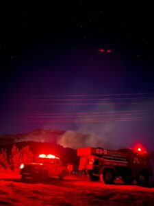 TUNCELİ (AA) – Tunceli’nin Ovacık ilçesinde çıkan orman yangını ekiplerin