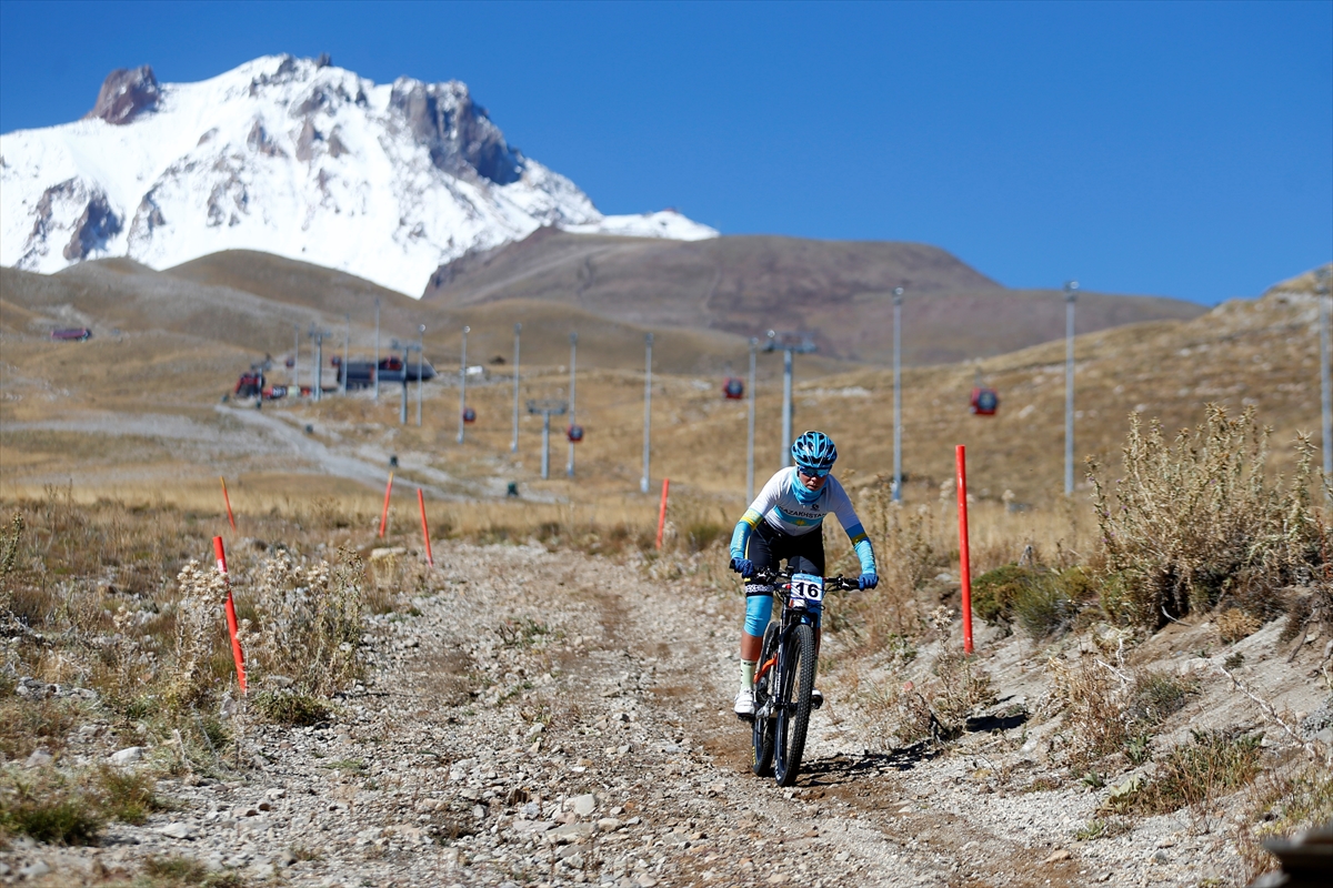 Uluslararası Erciyes MTB Cup Dağ Bisikleti Yarışları'nın son etabı yapıldı