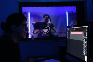 İSTANBUL (AA) – SALİH ŞEREF- Seslendirme sanatçısı ve oyuncu Toprak