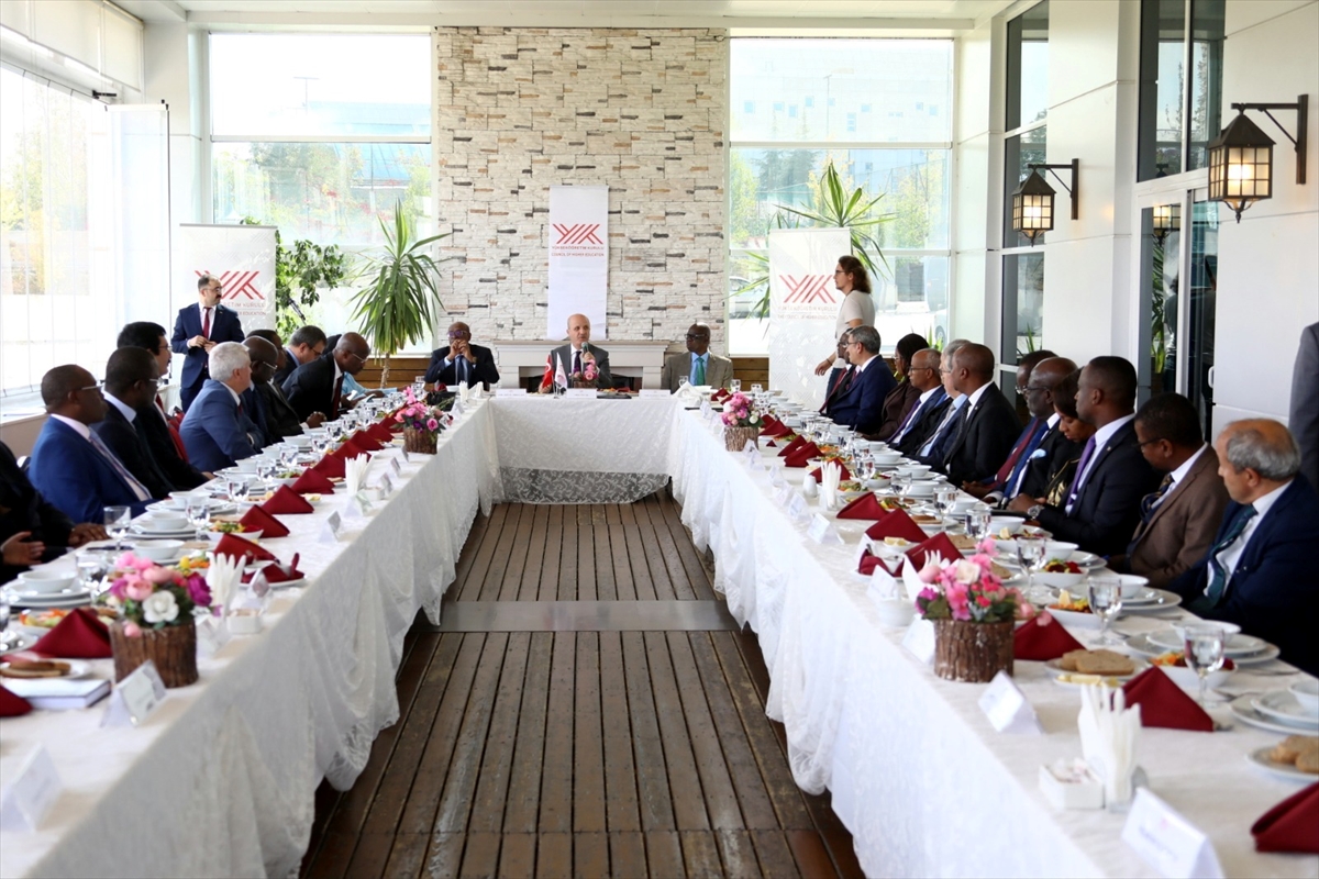 YÖK Başkanı Özvar, Afrikalı büyükelçi ve maslahatgüzarlarla bir araya geldi