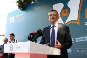 - Fuarda 215 yazar, kitapseverlerle buluşacak