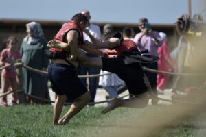 - Dünya Etnospor Konfederasyonu tarafından İznik Gölü kıyısındaki alanda düzenlenen