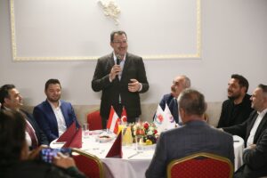 VİYANA (AA) – AK Parti Genel Başkan Yardımcısı Ali İhsan