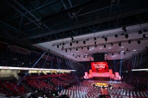 - Toplantının yapılacağı Ankara Spor Salonu çevresinde geniş güvenlik önlemleri