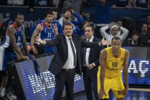 - Anadolu Efes: 78 - ALBA Berlin: 74
