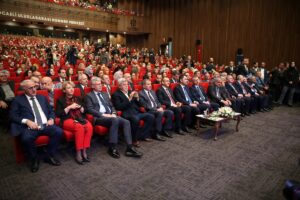 KOCAELİ (AA) – Çevre, Şehircilik ve İklim Değişikliği Bakanı Murat