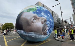 BRÜKSEL (AA) – Belçika'nın başkenti Brüksel'de yaklaşık 25 bin kişi,