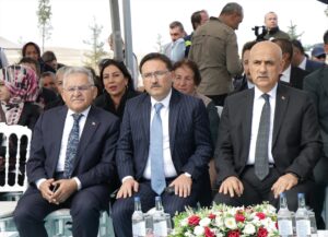 - "Artık kimseyi dilinden, dininden, ırkından, mezhebinden veya etnik kökeninden