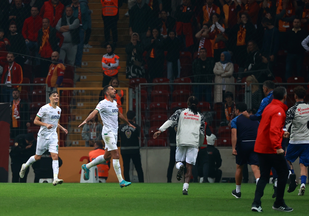 Futbol: Spor Toto Süper Lig