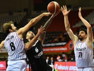 - Gaziantep Basketbol: 87 - Manisa Büyükşehir Belediyespor: 73