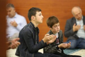 TİFLİS (AA) – Gürcistan'ın başkenti Tiflis'te Mevlit Kandili dolayısıyla Cuma