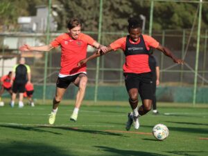 HATAY (AA) – Atakaş Hatayspor, Spor Toto Süper Lig'in 11.