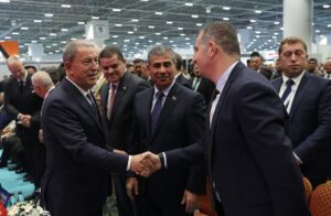 İSTANBUL (AA) – Milli Savunma Bakanı Hulusi Akar, "Tüm provokatif