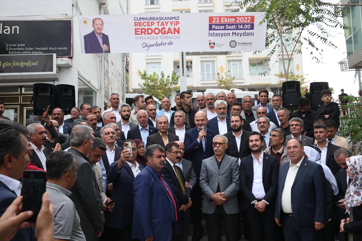 İçişleri Bakanı Soylu, Diyarbakır Çınar ve Bismil'de vatandaşlarla buluştu: