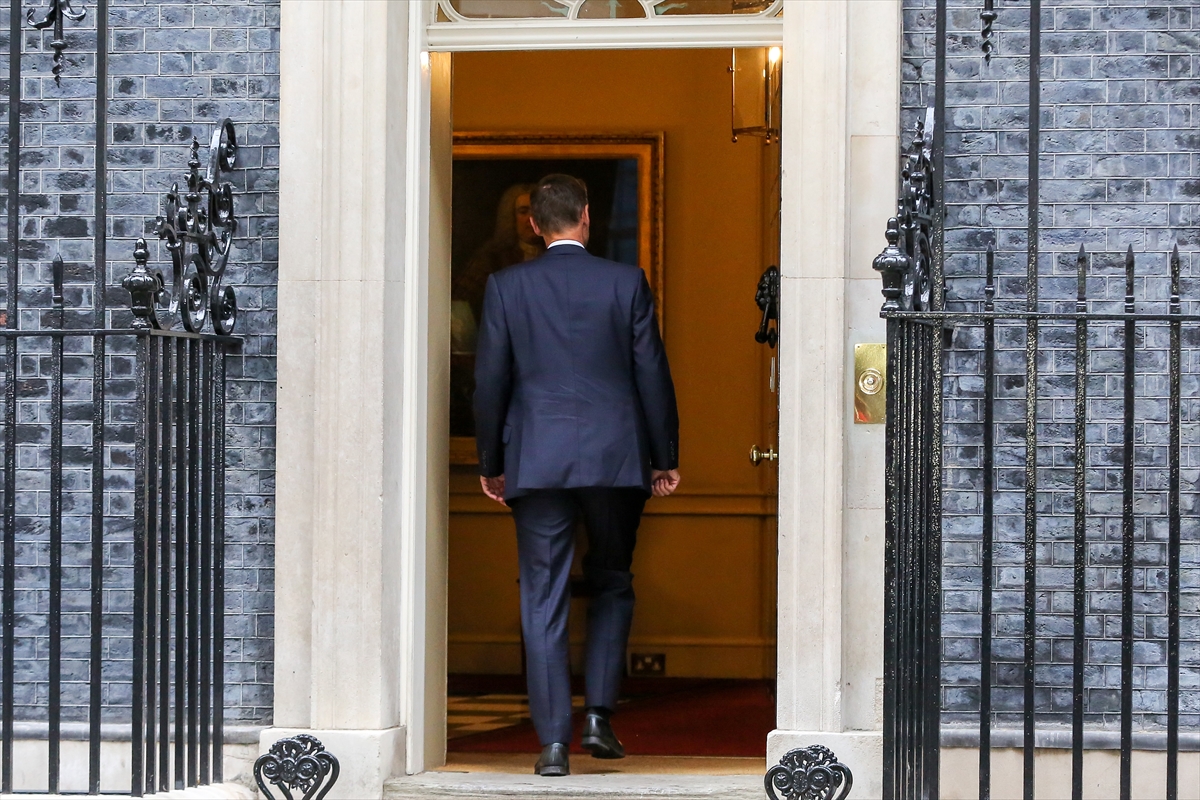 İngiltere Başbakanı Truss, Maliye Bakanı'nı görevden almasının ardından konuştu: