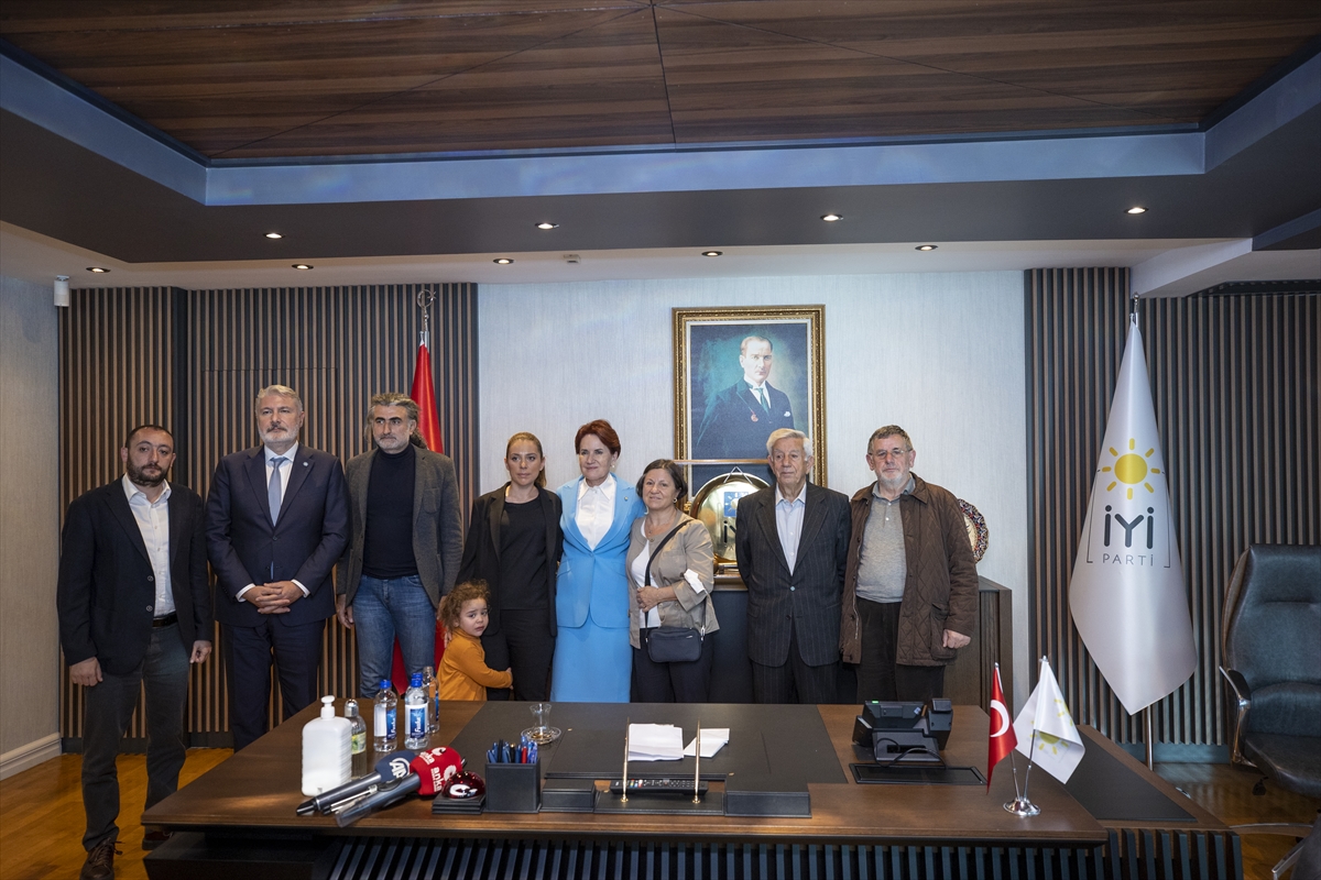 İYİ Parti Genel Başkanı Akşener, “Gezi davası”nda yargılananların aileleriyle görüştü