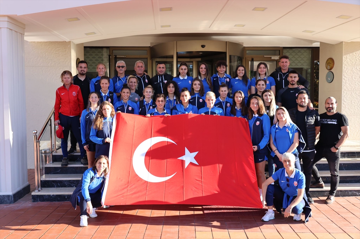 Kadın Futbol Süper Ligi’nde maçı Ankaralı sporcular kazandı