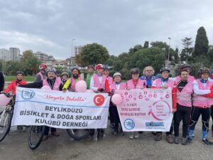 İSTANBUL (AA) – Kadıköy'de, Koç Üniversitesi Hastanesi ve Kanser Savaşçıları