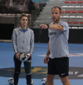 KASTAMONU (AA) – Kastamonu Belediyespor Kadın Hentbol Takımı, EHF Şampiyonlar