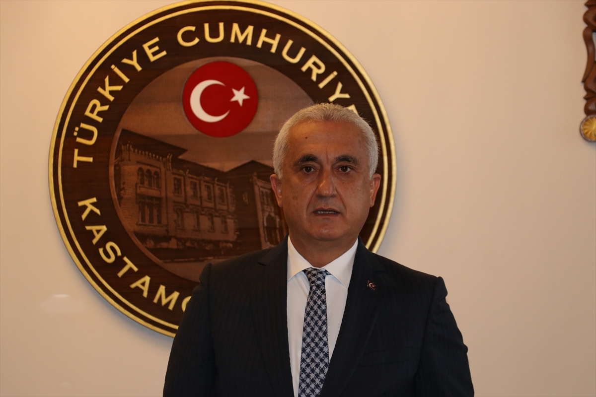 Kastamonu Valisi Çakır'dan dere yatağına okul yapıldığı iddiasıyla ilgili açıklama: