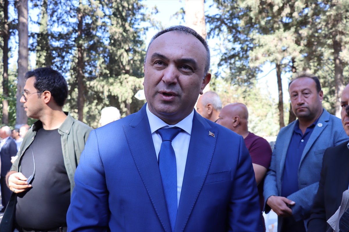 Kilis eski belediye başkanı Mehmet Abdi Bulut kabri başında anıldı