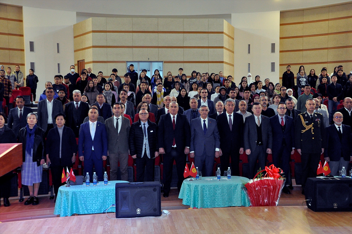 Kırgızistan'da 29 Ekim Cumhuriyet Bayramı çeşitli etkinliklerle kutlandı