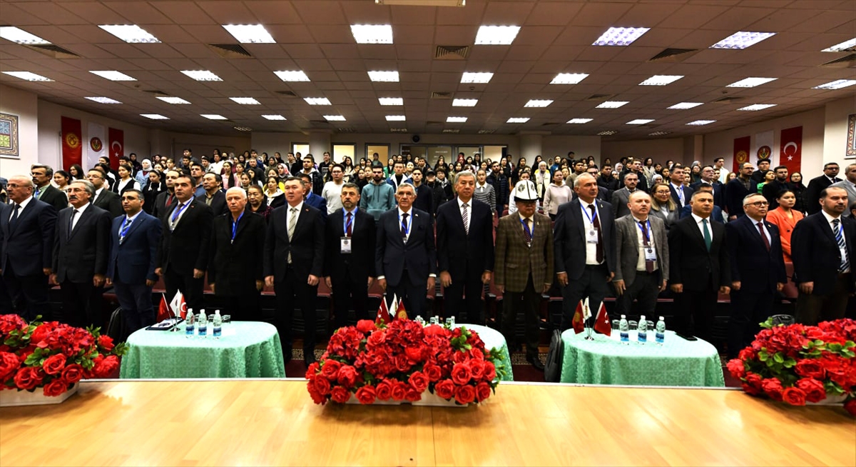 Kırgızistan'da Türk Dünyası Sosyal Bilimler Kongresi başladı