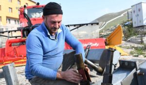 SAMSUN (AA) – Samsun'un Ladik ilçesindeki Akdağ Kayak Merkezi'nde yeni