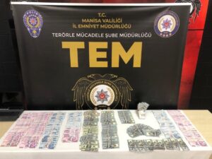 MANİSA (AA) – Manisa'da FETÖ'nün güncel kadın ve genç yapılanmasına