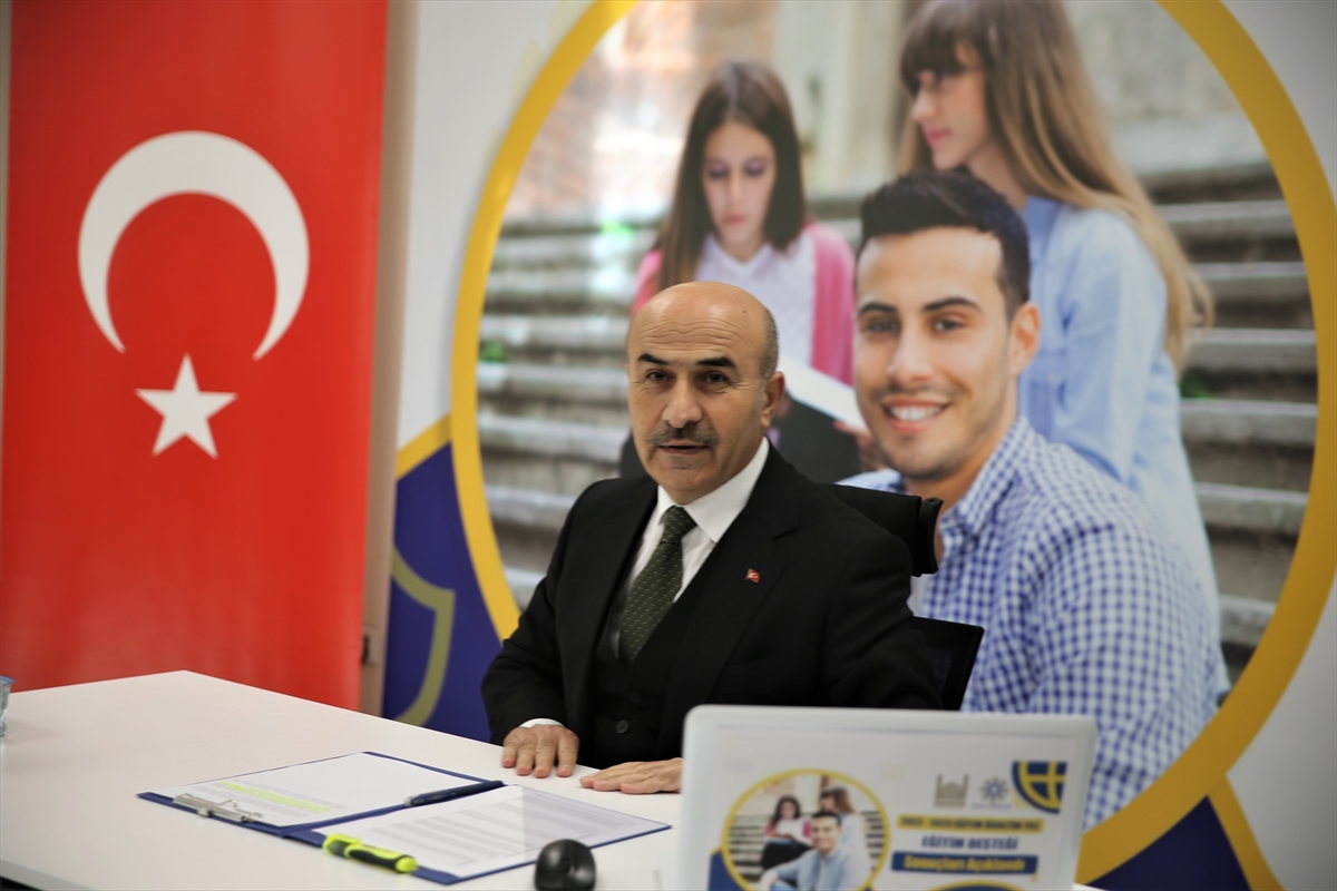 Mardin Belediyesi 10 bin 3 üniversite öğrencisinin ailesine maddi destek sağlıyor