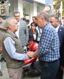 - "İkinci Dünya Savaşı'na Türkiye'yi sokmamış, denge politikasını gözetmiş bir