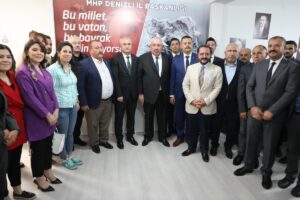 - "Bazı siyasi parti liderleri Amerika'ya gidebilir ama biz milletimize