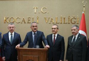 - "Öğrencilerimiz, öğretmenlerimizin, okul yöneticilerimizin, okula gelen velilerimizin, okulların içerisindeki