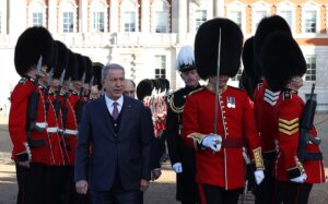 LONDRA (AA) – Milli Savunma Bakanı Hulusi Akar, İngiltere Savunma