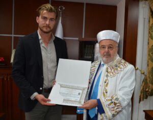 NEVŞEHİR (AA) – Nevşehir'in Avanos ilçesinde yaşayan Moldova vatandaşı Daniel