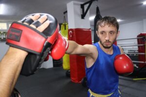 KOCAELİ (AA) – KADİR YILDIZ – Kocaeli'de hayatını sürdüren ve