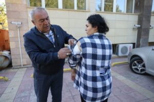 NEVŞEHİR (AA) – Nevşehir'in Ürgüp ilçesinde sokakta sahipsiz köpeklerin saldırısına