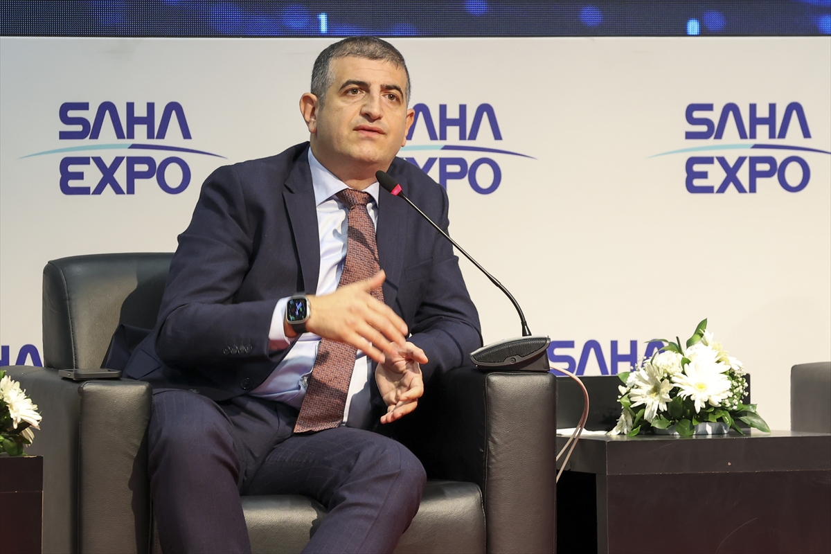 SAHA EXPO'da savunma sanayisi ile ilgili paneller düzenlendi