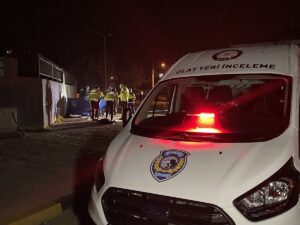 SAKARYA (AA) – Sakarya'nın Adapazarı ilçesinde kaza yapan motosikletin sürücüsü